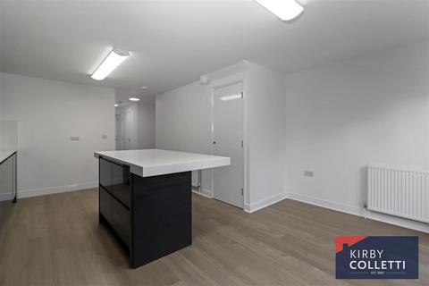 undefined, Plomer Avenue, Hoddesdon, Herts