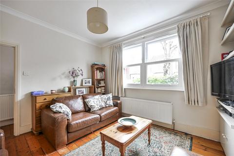 3 bedroom terraced house for sale, Russell Road, London, N13