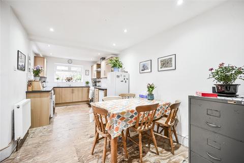 3 bedroom terraced house for sale, Russell Road, London, N13