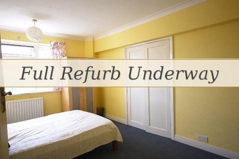 2 bedroom flat to rent, Ashford Road, Cricklewood