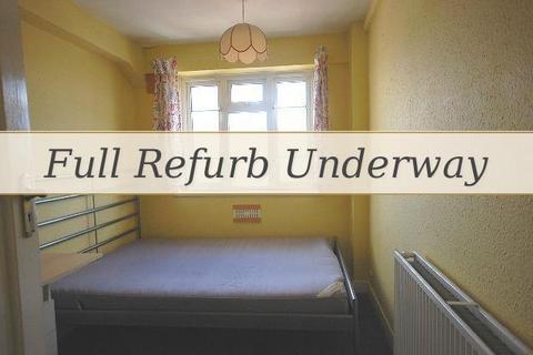 2 bedroom flat to rent, Ashford Road, Cricklewood
