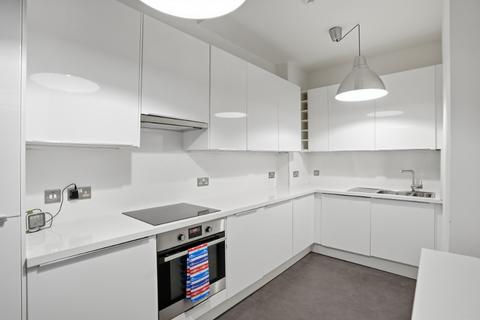 2 bedroom flat to rent, McDonald Road, Canonmills, Edinburgh, EH7