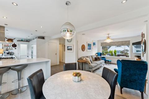 3 bedroom semi-detached house for sale, Sycamore Avenue, Kirkintilloch, G66