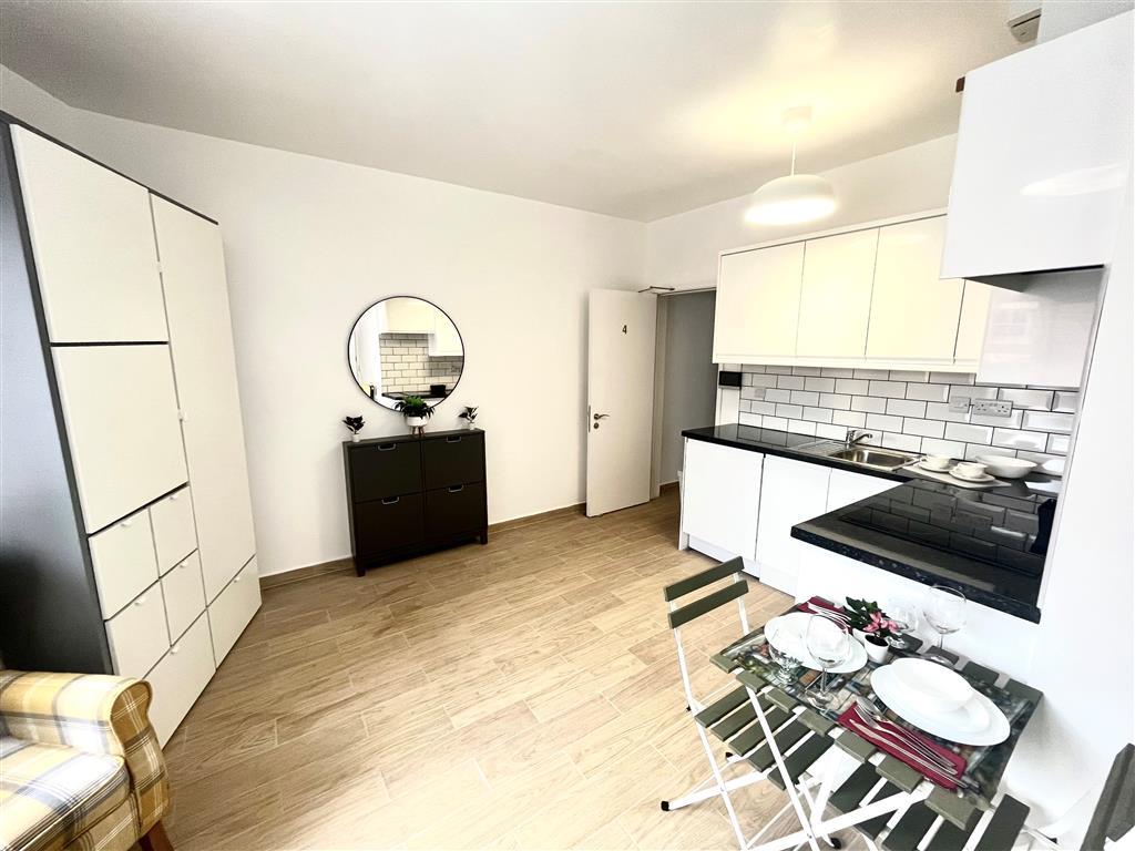 Apartment in NOTTINGHAM - View 3