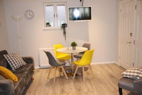 1 bedroom in a house share to rent, Vicarage Road, WATFORD
