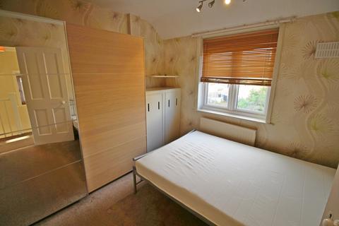 undefined, Park Lane, Middlesex, TW5