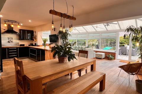 undefined, Matthew Road, Rhoose, CF62