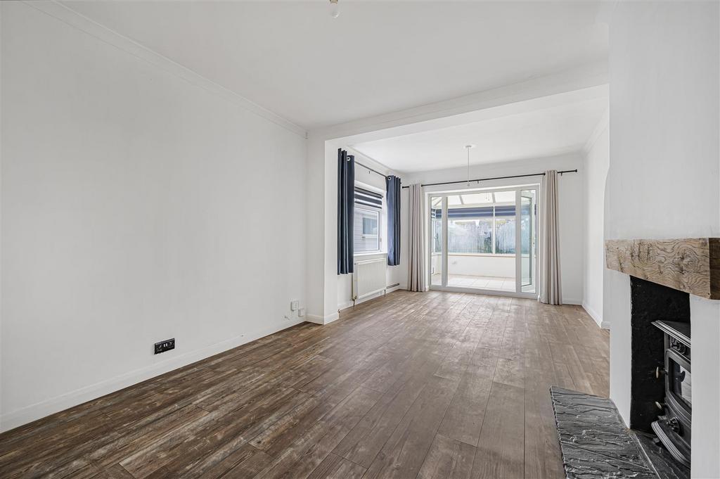 Lounge Dining Room