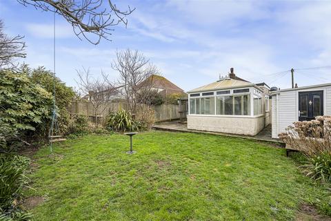 2 bedroom detached bungalow for sale, Southdown Avenue, Peacehaven