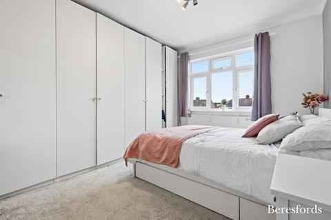 undefined, Southdown Road, Hornchurch, RM11
