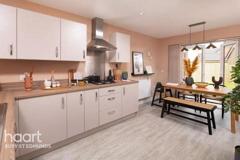 3 bedroom detached house for sale, The Ferns, Kennett