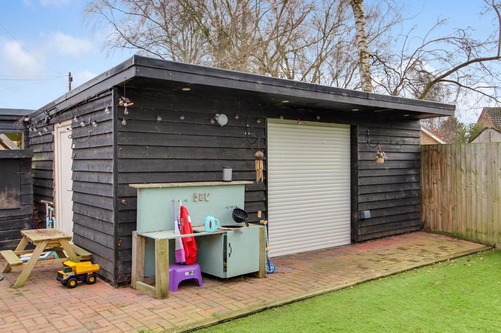 Outbuilding