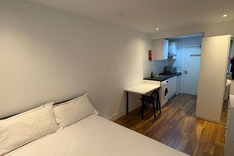 undefined, Kingsland Road, London, E2