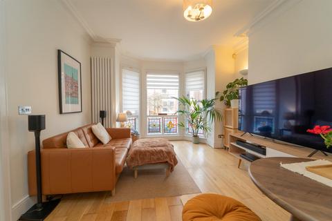 2 bedroom apartment for sale, Cranbourne Road, Chorlton