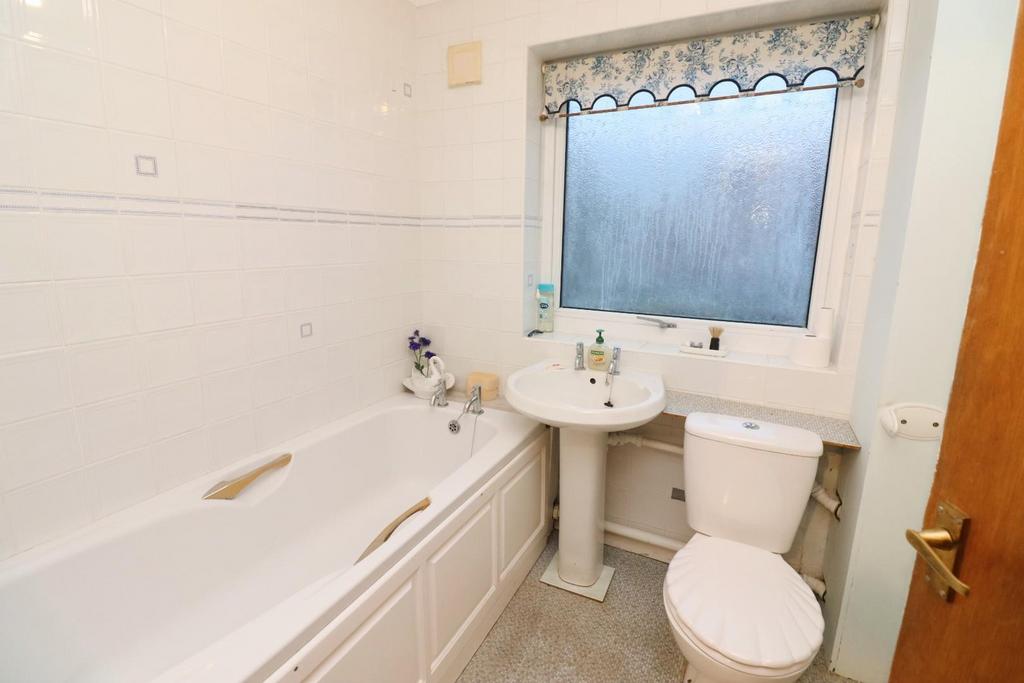 Bathroom / WC