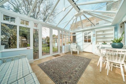 undefined, Wychwood Walk, Craigweil, PO21