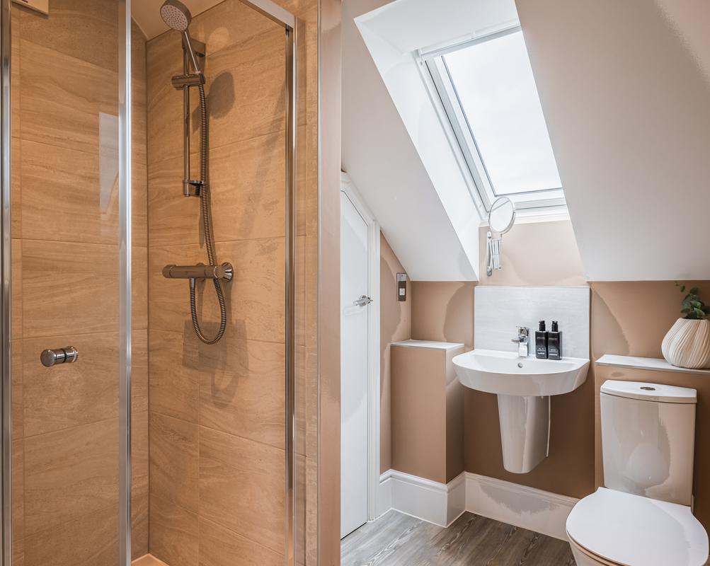 En suite in the Lincoln 3
