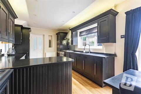 4 bedroom semi-detached house for sale, Woodman Road, Warley, Brentwood, Essex, CM14