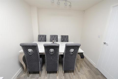 undefined, Quarry Bank Road, Eccleshill BD2