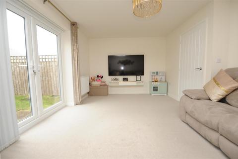 undefined, Quarry Bank Road, Eccleshill BD2
