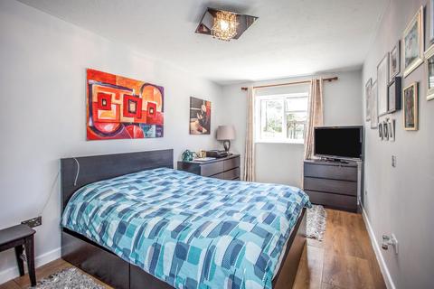 undefined, Chenies Way, WATFORD