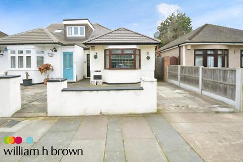 2 bedroom bungalow to rent, Rainham, Essex