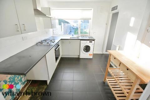 2 bedroom bungalow to rent, Rainham, Essex