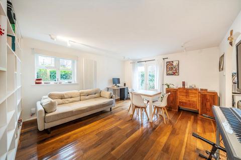 1 bedroom end of terrace house for sale, Cornwallis Square, London N19
