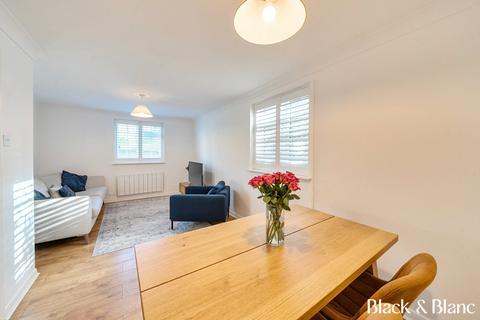 2 bedroom apartment for sale, Hanson Close, Beckenham, BR3