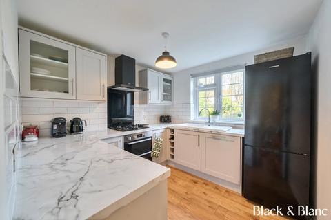 2 bedroom apartment for sale, Hanson Close, Beckenham, BR3