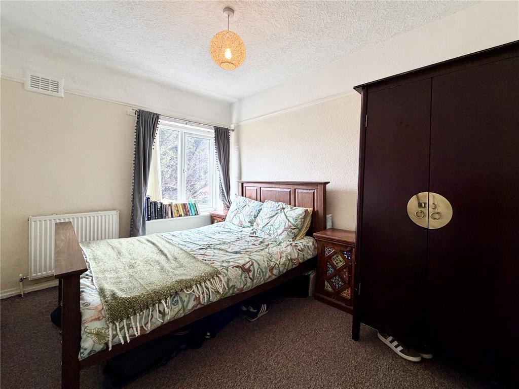 Bedroom 2-1