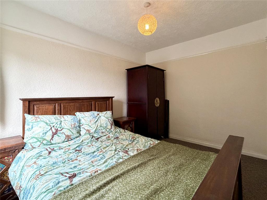 Bedroom 2-2