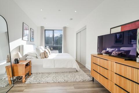 1 bedroom flat for sale, Parkside Avenue, London, SE10
