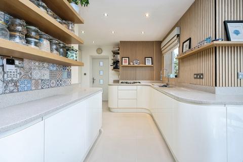 5 bedroom detached house for sale, Lea Road, Ampthill, Bedfordshire, MK45