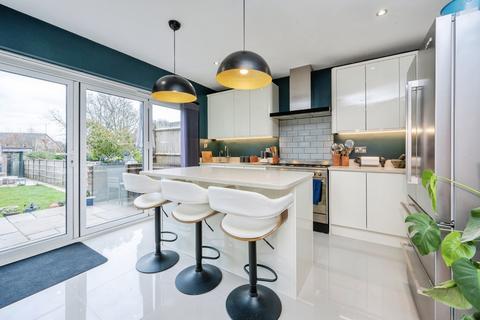 5 bedroom detached house for sale, Lea Road, Ampthill, Bedfordshire, MK45