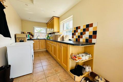undefined, Townsend Gardens, Halberton EX16