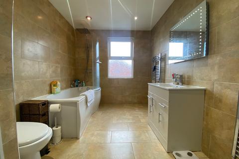 2 bedroom semi-detached house for sale, Bradfield Road, Crewe
