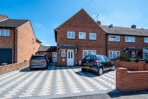 3 bedroom semi-detached house to rent, Hornbeam Road, Guildford, GU1, Guildford, GU1
