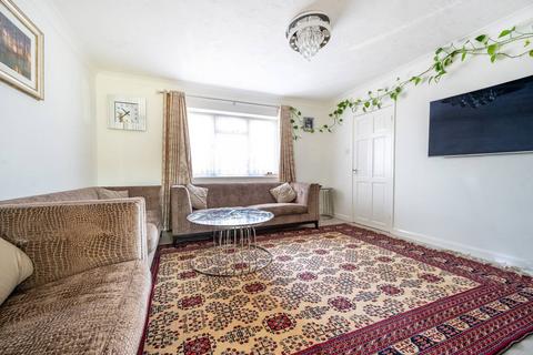 3 bedroom semi-detached house to rent, Hornbeam Road, Guildford, GU1, Guildford, GU1