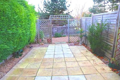 2 bedroom house to rent, Challacombe, Furzton, MILTON KEYNES
