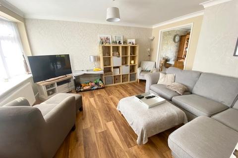 undefined, Elm Drive, Deanshanger, MILTON KEYNES