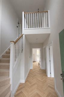 undefined, New Road, Guildford GU4
