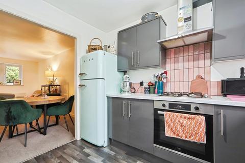 undefined, Holden View, KEIGHLEY BD22