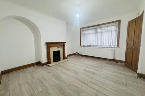 undefined, Langdale Avenue, BRADFORD