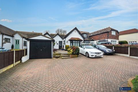 4 bedroom bungalow for sale, Ardleigh Green Road, Borders of Emerson Park, Hornchurch, RM11