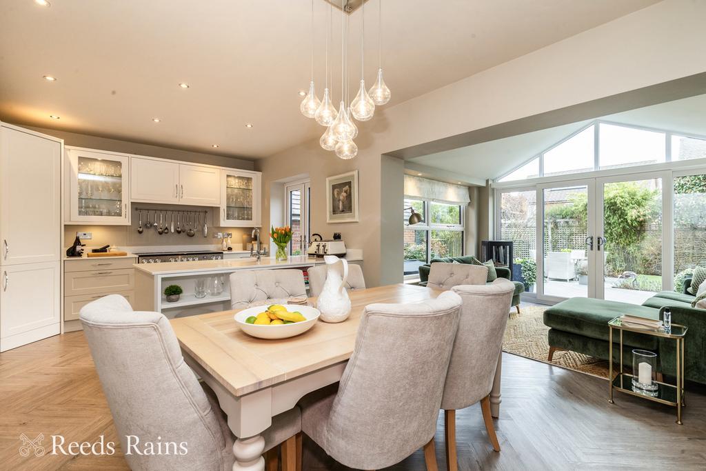 Dining Kitchen