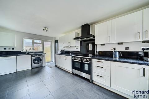 3 bedroom end of terrace house for sale, Danestone Close, Middleleaze, Swindon, SN5