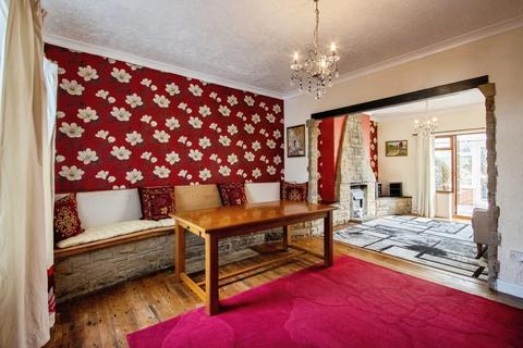 4 bedroom terraced house for sale, Ashfield Terrace, Leeds LS15
