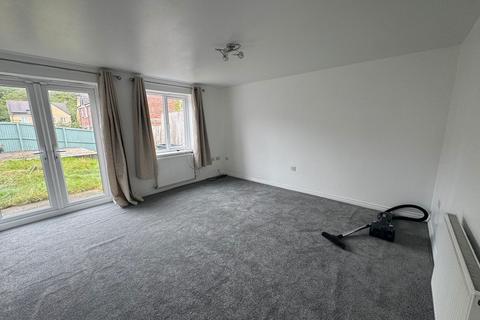 undefined, Plantation Drive, BRADFORD