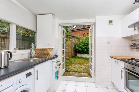 undefined, Antrobus Road, Chiswick, London, W4